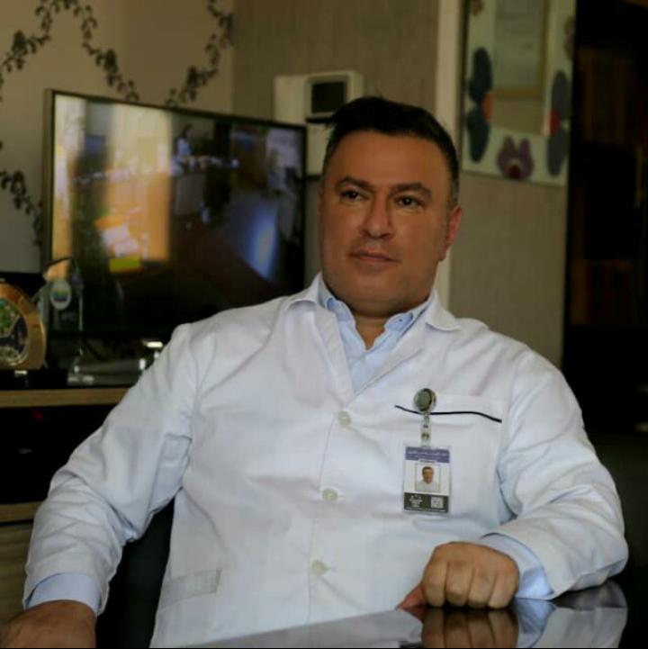  کامران پاشایی فخری استاد تمام دانشگاه آزاد اسلامی واحد تبریز و رئیس اجرایی اتحادیه بین المللی دانشگاه های منطقه قفقاز.