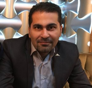 دکتر حجت نبوتی استادیار دانشگاه