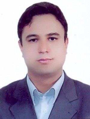 دکتر روح اله رحیمی دانشیار معماری، مدیر دفتر فنی و نظارت بر طرح های عمرانی دانشگاه مازندران