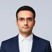 دکتر امید آراد پژوهشگر، نویسنده، مشاور، مدیرمسئول فصلنامه فرا مدیریت و معماری رفتار در هزاره سوم