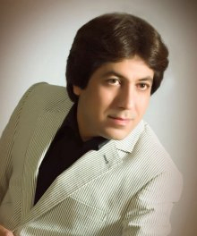 دکتر سیامک پناهی دانشیار گروه معماری، دانشگاه آزاد اسلامی، واحد کرج